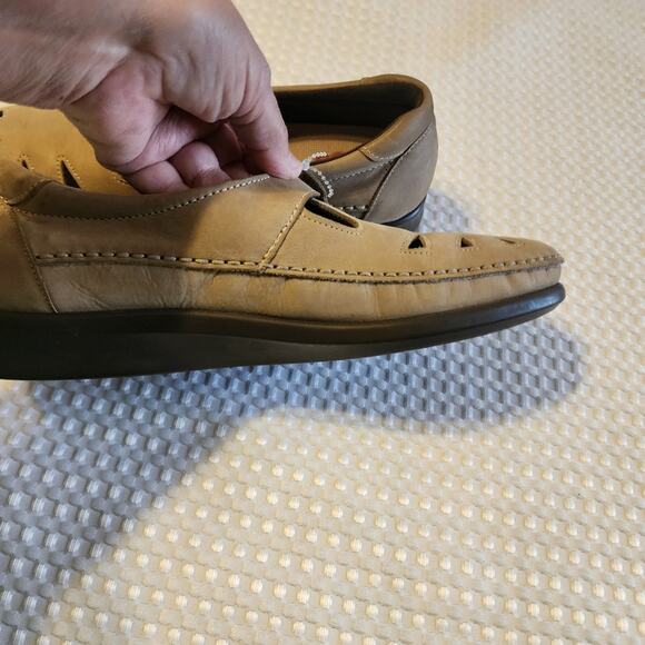 SAS EUC WOMEN'S SIZE 10.5 SUEDE LEATHER ROAMER SLIPON LOAFERS SHOES CREAM TAN - Picture 6 of 11